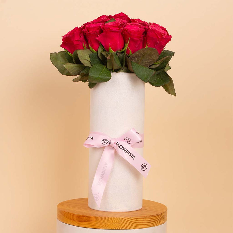Deep Fuchsia Signature Vase - 20 Stems