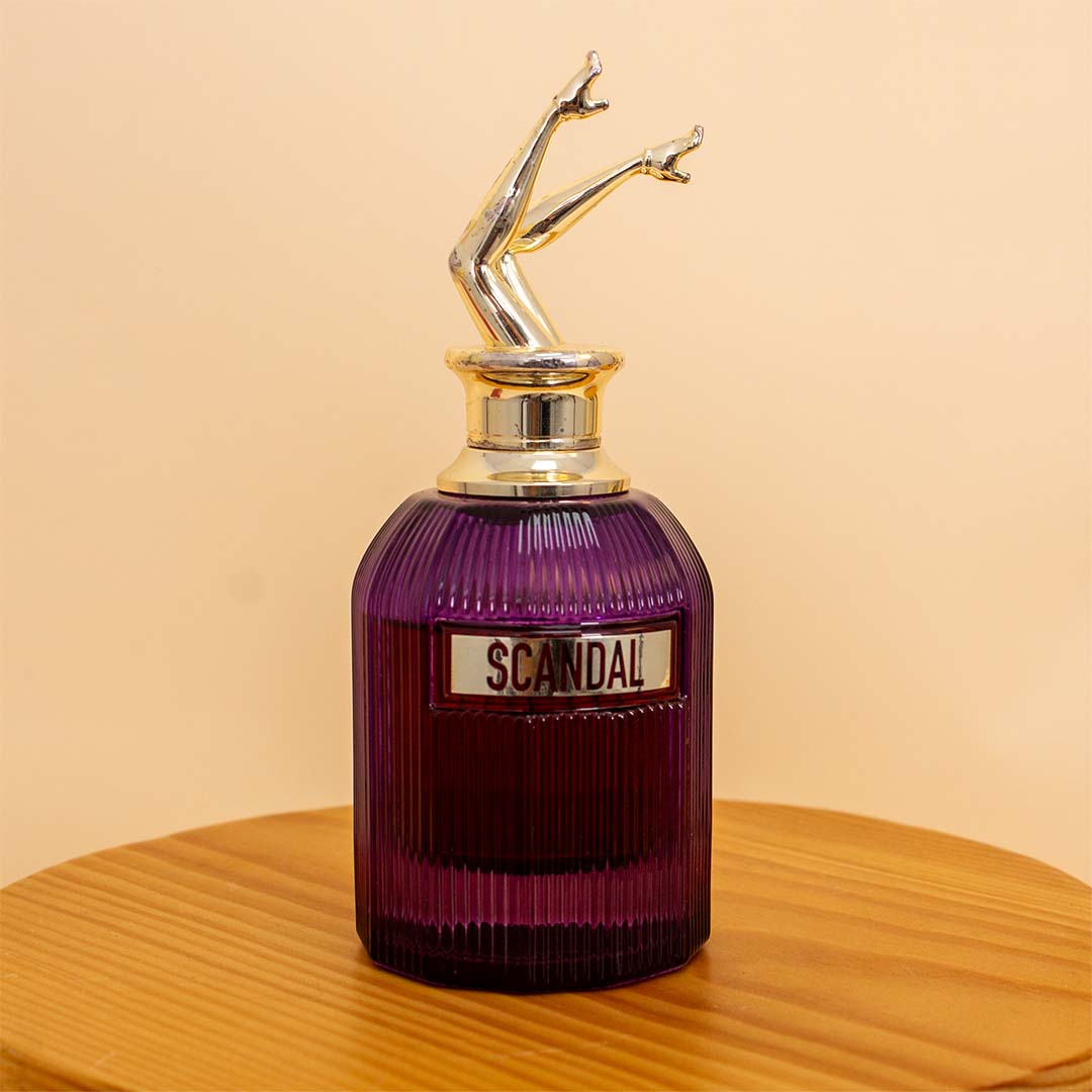 Scandal Intense Eau de Parfum for Women & 15 Pink Roses