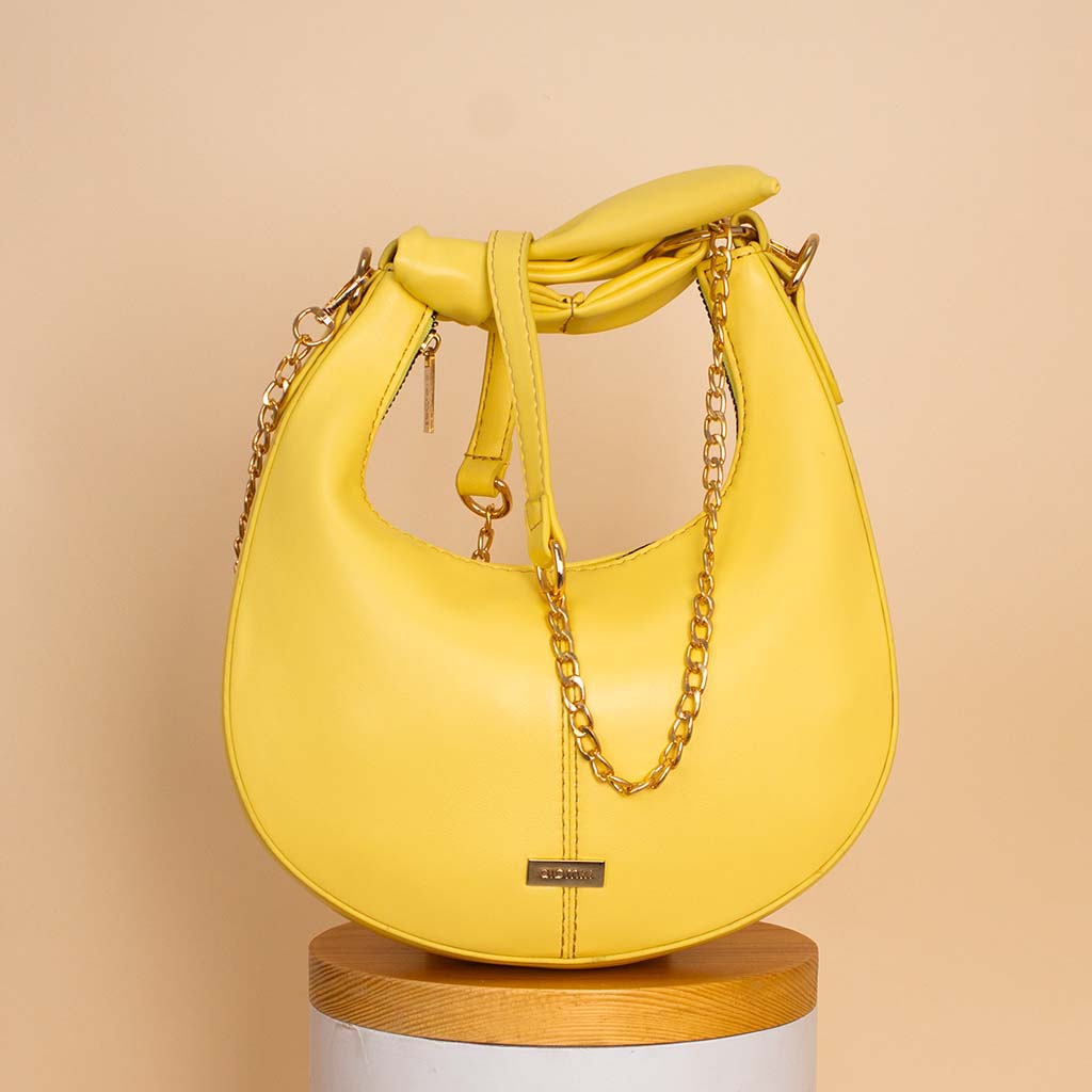 Bella Yellow & Golden Circles Bundle - Alamki Bag & Felizmoda Necklace & Red Roses Vase