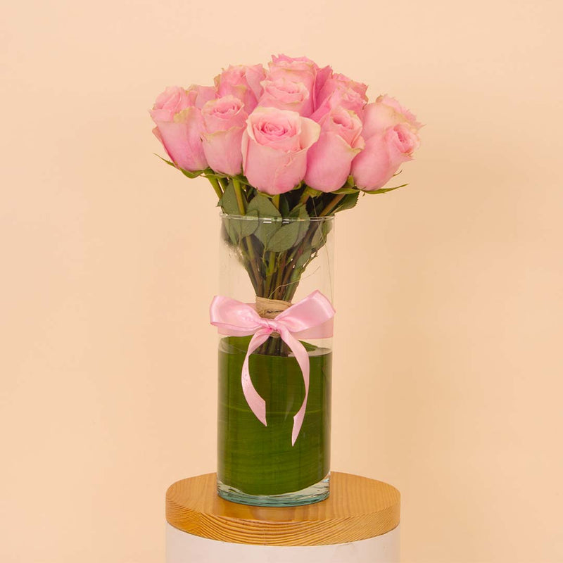 Flowrista | Vase of 20 Bella Rosa