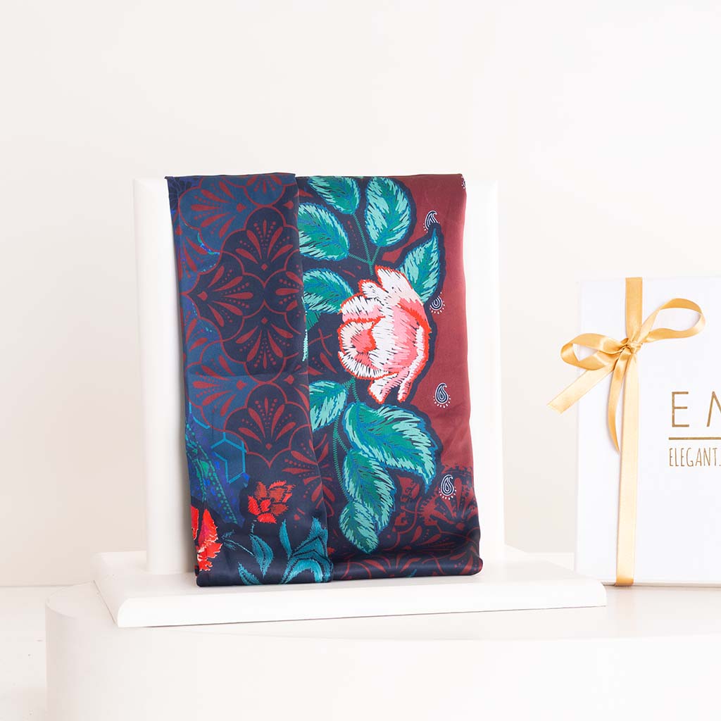 EMMA Secret Garden Scarf