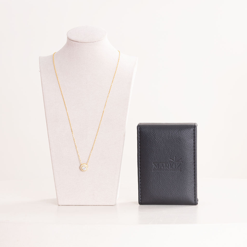 Markiz Gold-Plated Zircon Necklace & Red Roses Bouquet