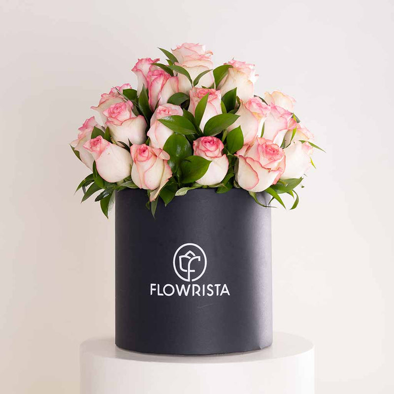 Flowrista Jumilia Rose Box