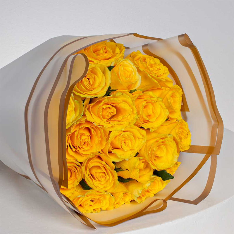 Yellow Roses Hand Bouquet | 20 Flowers