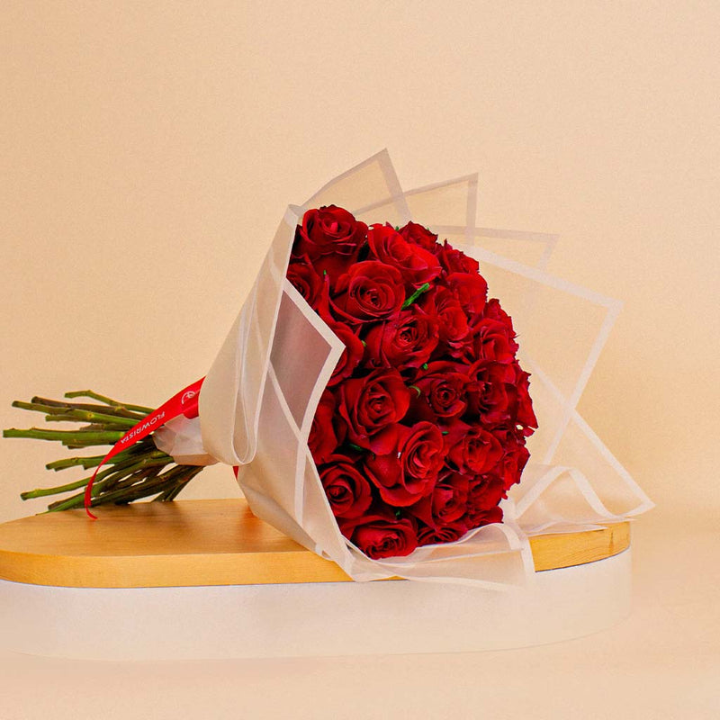 Dreamy Red Roses Bouquet | 25 Flowers