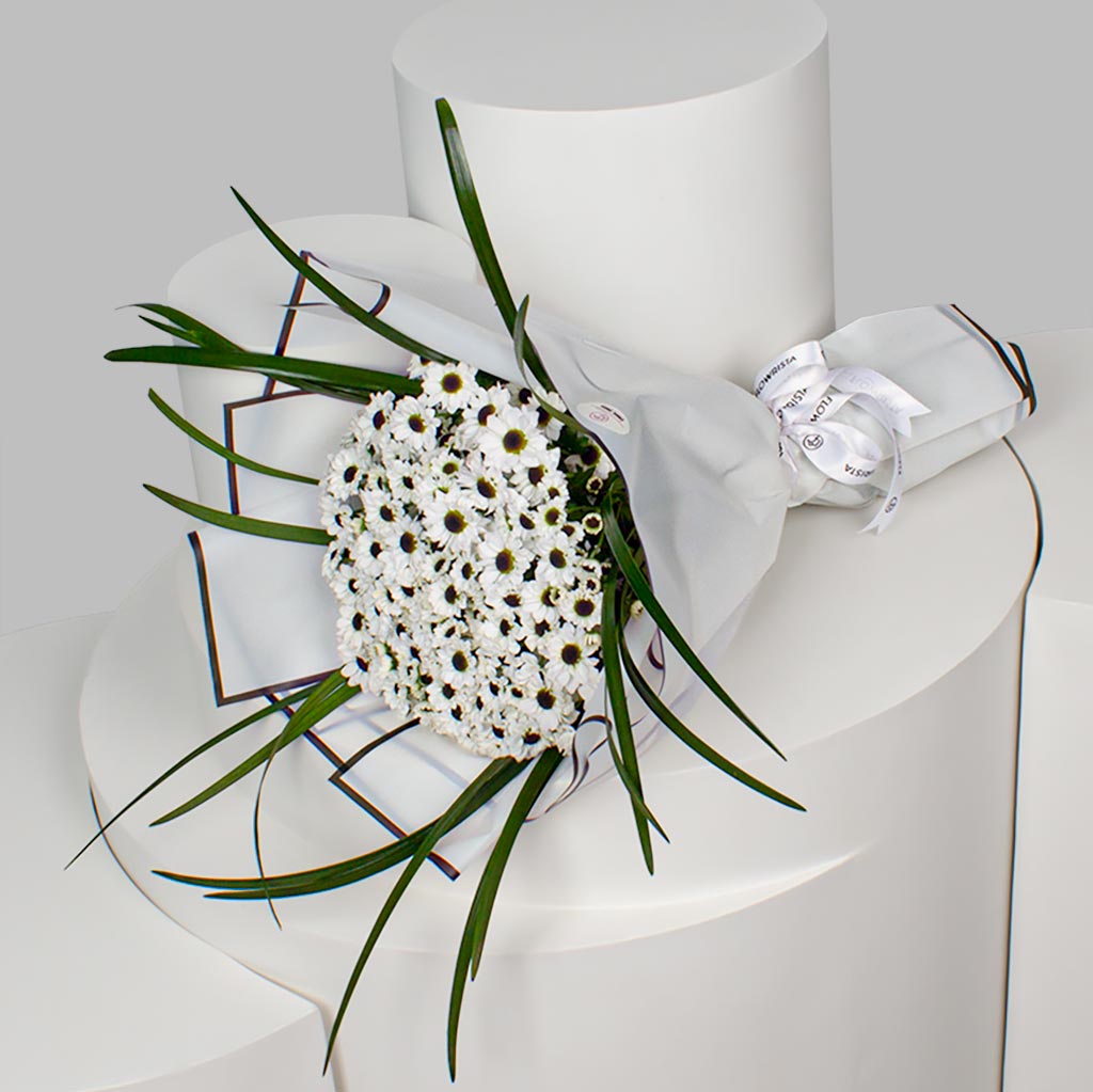 White Reagan Bouquet