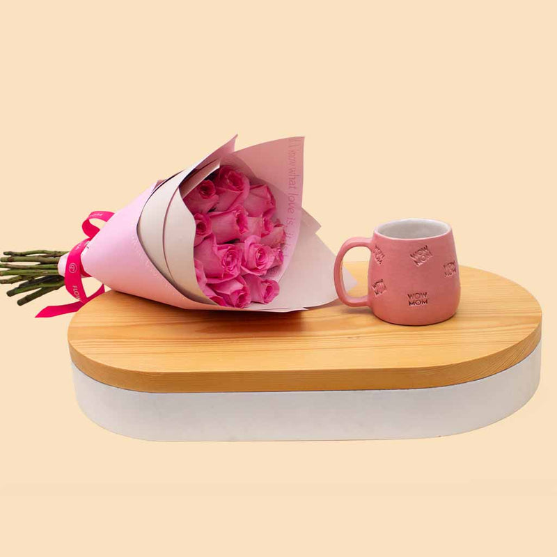 Mug Wow mom Pink | Bouquet of 15 Light Pink Flowers