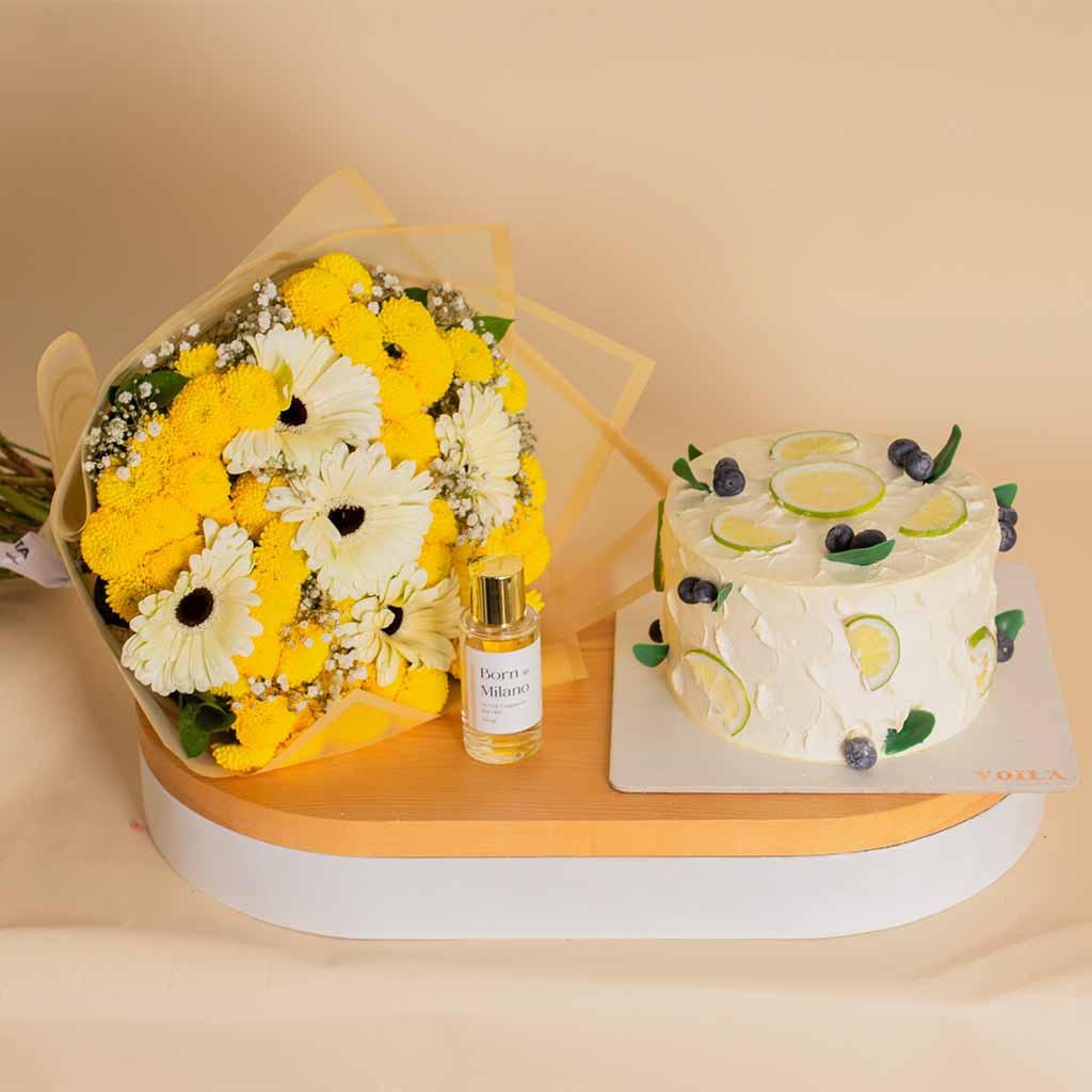 Voila Lemon Berry Cake, Flower Bouquet & Nuit Perfume Set