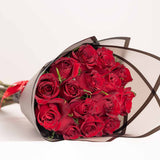 Patchi Tin Box of 22 Pieces | Red Roses Hand Bouquet