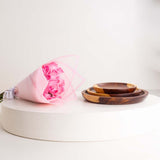 Wudora Wooden Flat Plates Set & Revival Roses Bouquet