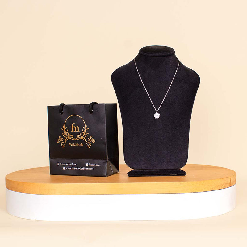 Felizmoda Shiny stones round pendant silver necklace And Pink Vase