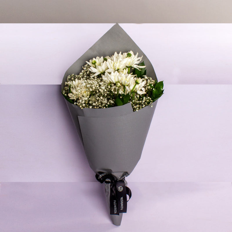 Flowrista | Baby Flower & Chrysanthemum Hand Bouquet