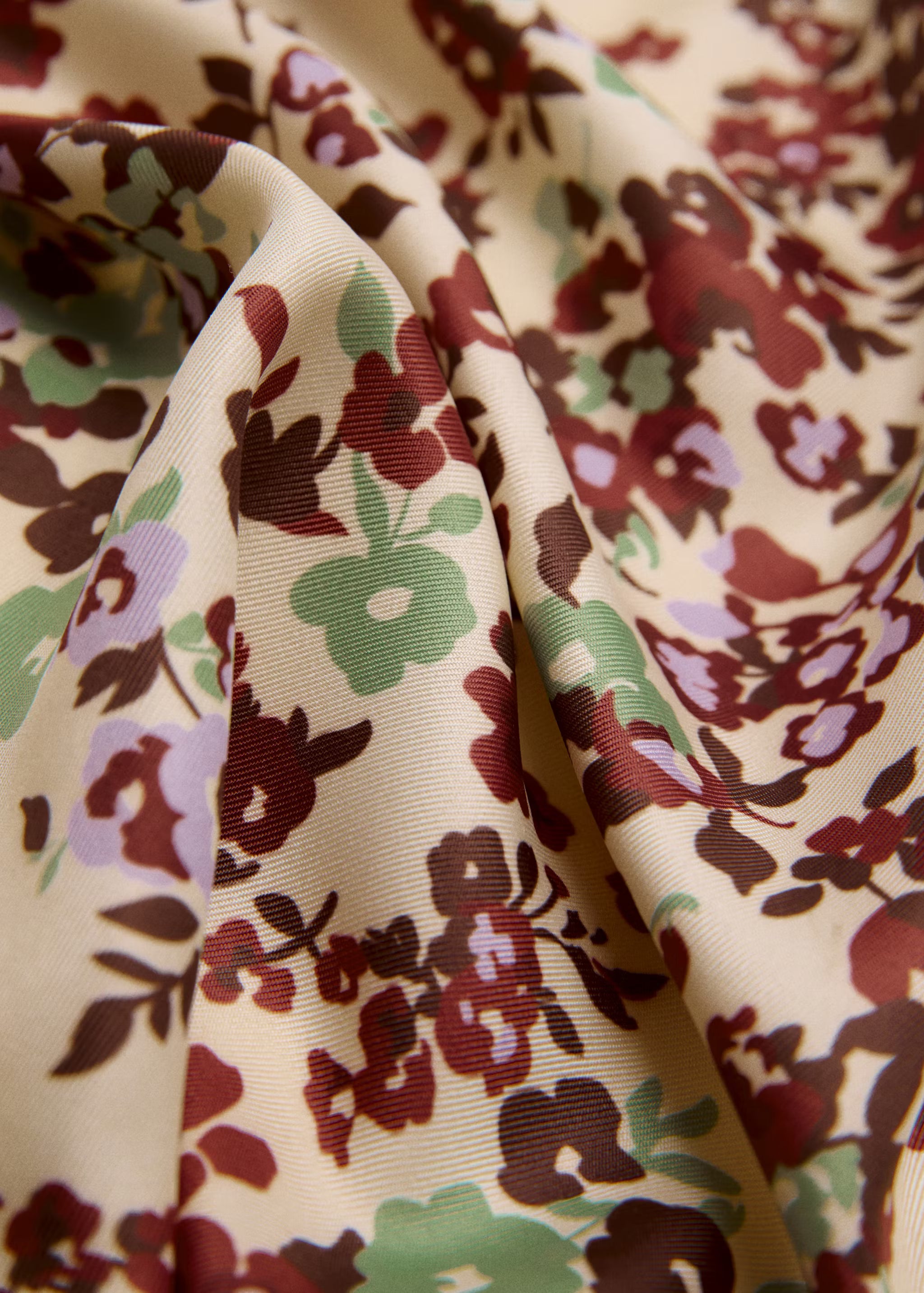 Mango Floral Print Scarf with Flowrista Red Roses Basket
