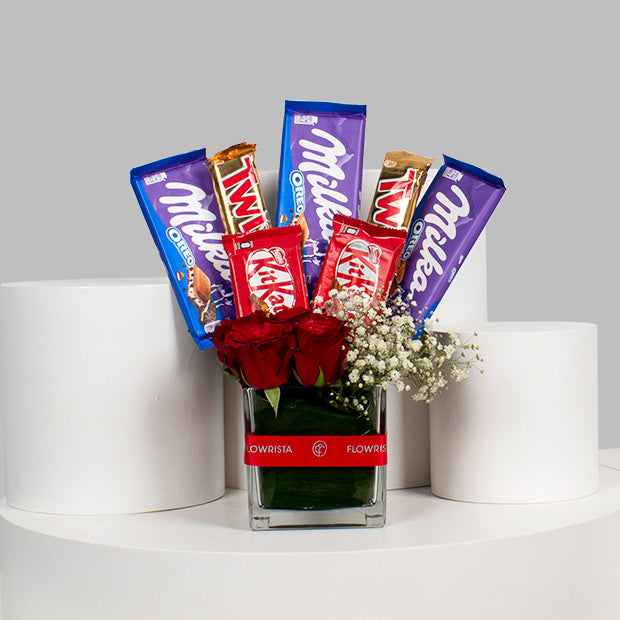 Flowrista | Red Roses & Chocolate Gift Set