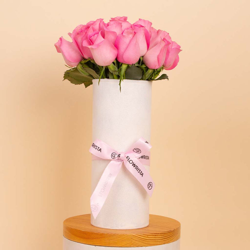 Fuchsia Signature Vase - 20 Stems