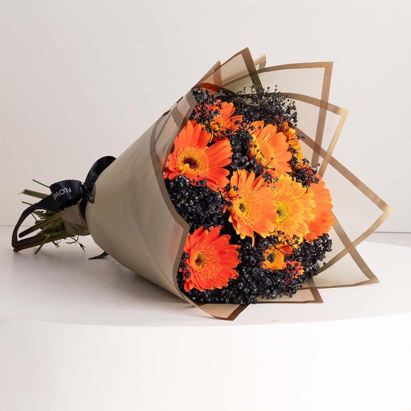 Amber Noir Bouquet