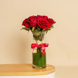 Pavo Black Tote Bag Handbag And 20 Red Roses Vase