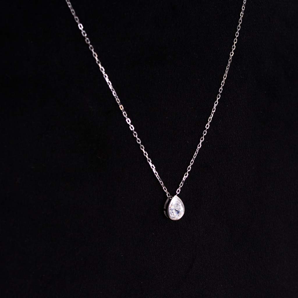 Markiz Thai Silver Necklace with Zircon Stones