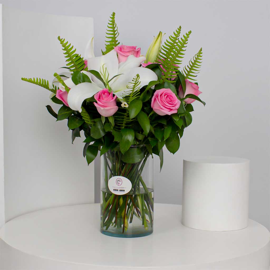 Flowrista | Pink Roses & Lilies Vase