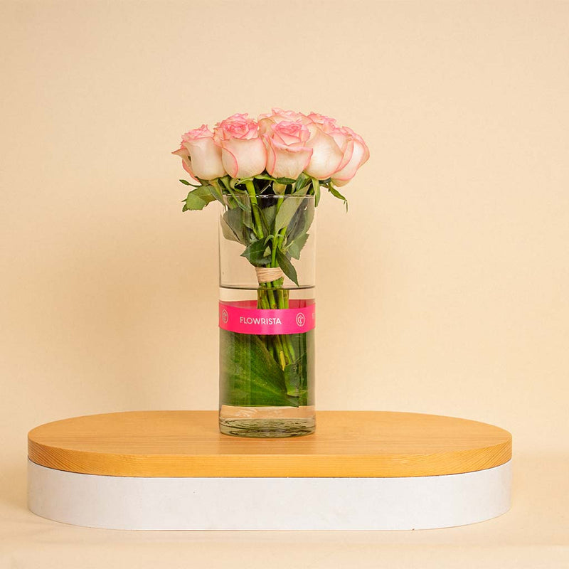 Flowrista | Light Pink Flowers Vase – 15 Stems