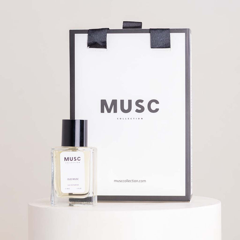 MUSC Oud Musc Perfume & Purple Roses Vase