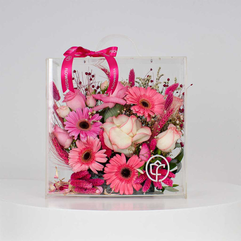 All in pink roses box