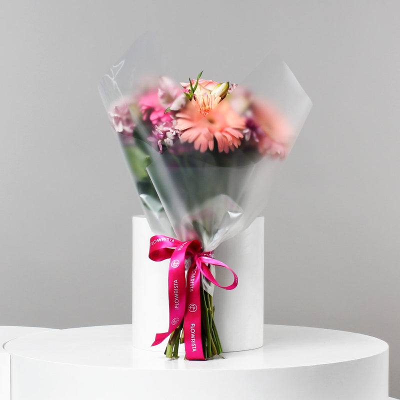 Mixed Flower Bouquet – Pink Roses & Gerbera