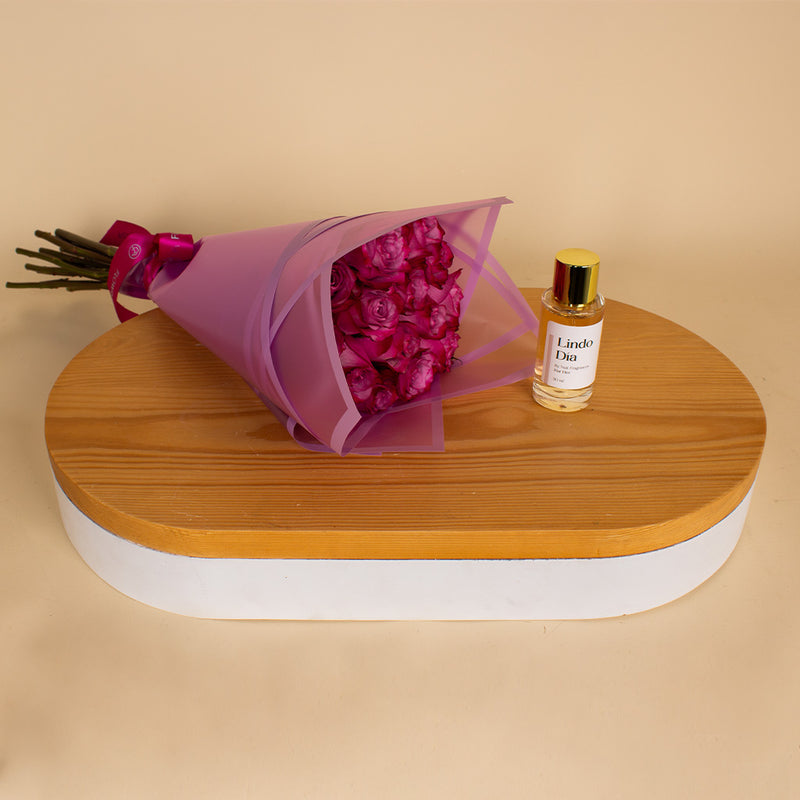Nuit Lindo Dia Perfume & 15 Pink Roses