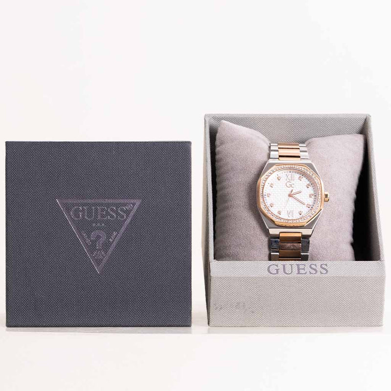 Gc Coussin Sleek Lady Mid Size Metal Watch & Red Roses Bouquet