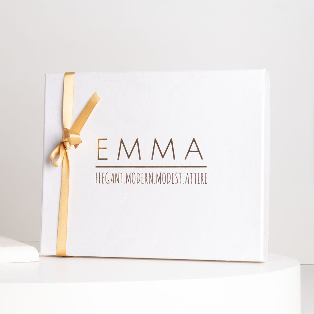 EMMA Lullaby Scarf & Red Roses