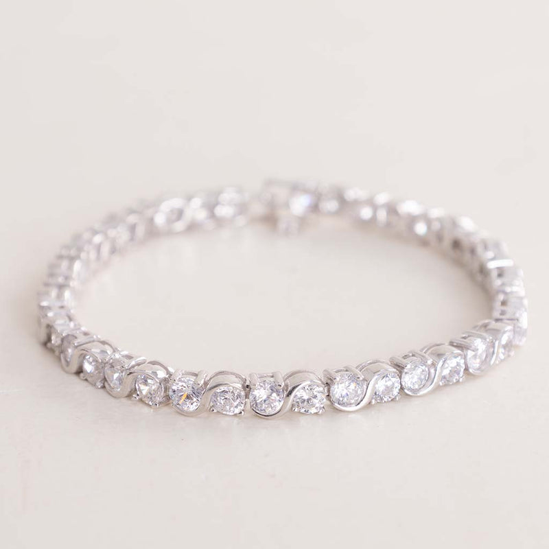Felizmoda Silver-Tone Zircon Tennis Bracelet & Red Roses Bouquet