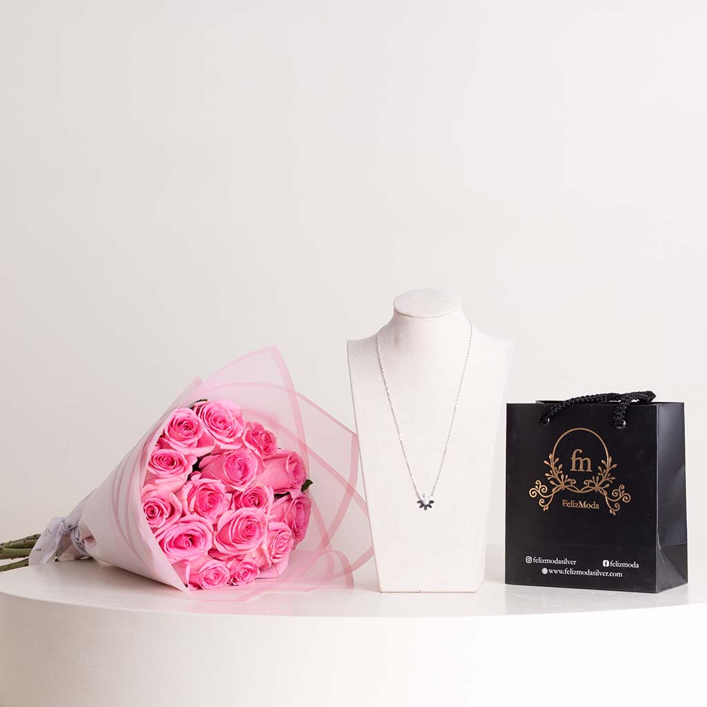 Felizmoda Flower Necklace & Pink Roses Bouquet