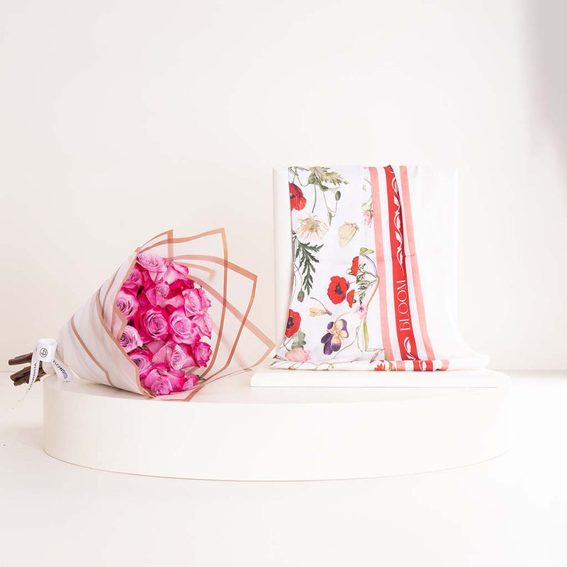 Veloor Rouge Scarf & 15 Pink Roses Bouquet
