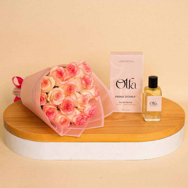 Olfa Prima Donna |A light pink bouquet of 15 roses