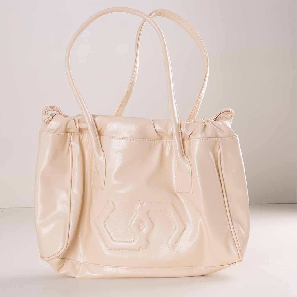 Cocan Beige Bag & White Roses Bouquet
