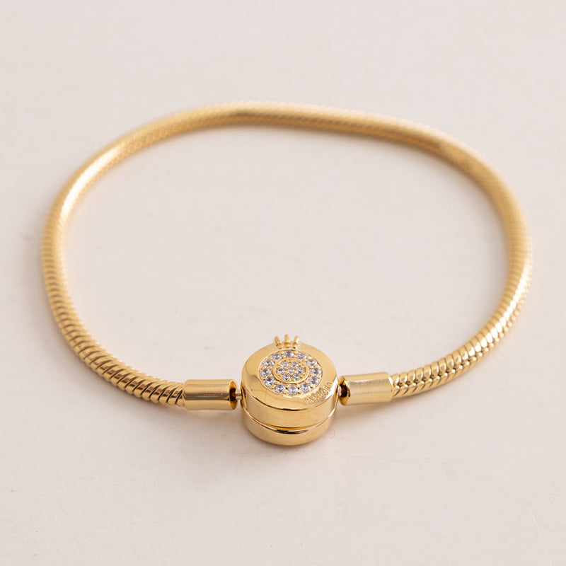 Pandora Moments Sparkling Crown O Snake Chain Bracelet 14k Gold-Plated & Revival Roses Bouquet