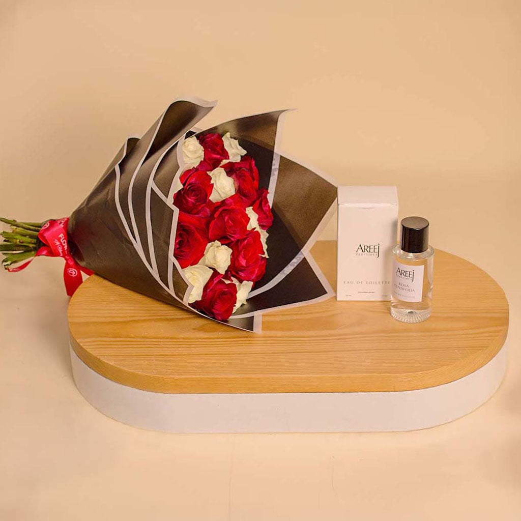 Areej Rose Centifolia with Hand Bouquet of 10 Red and 10 White Roses