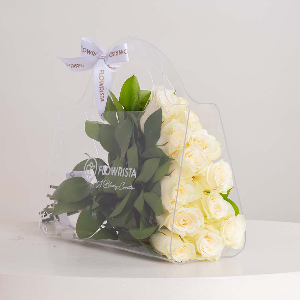 12 White Roses Bag with Patchi 1kg