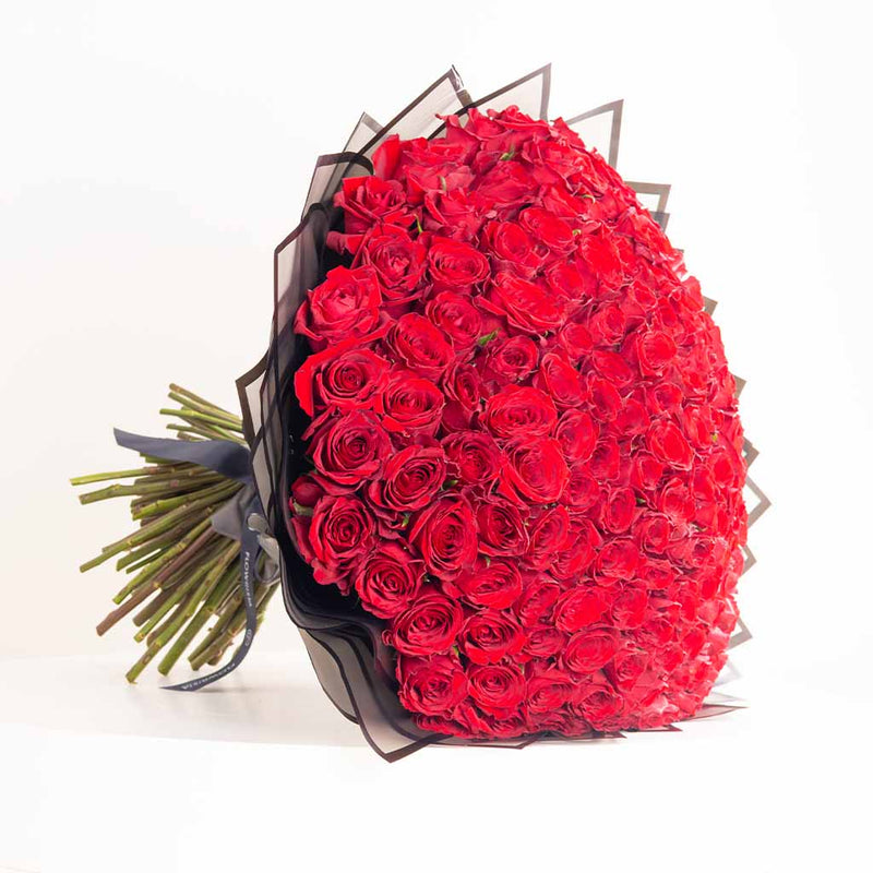 100 Red Roses