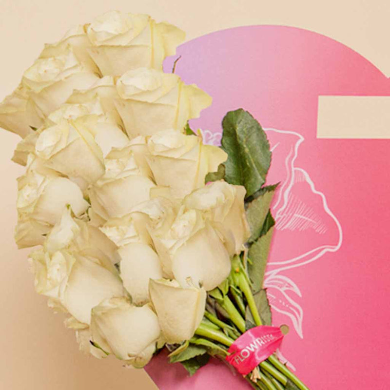 Pure Heart | 15 White Flowers