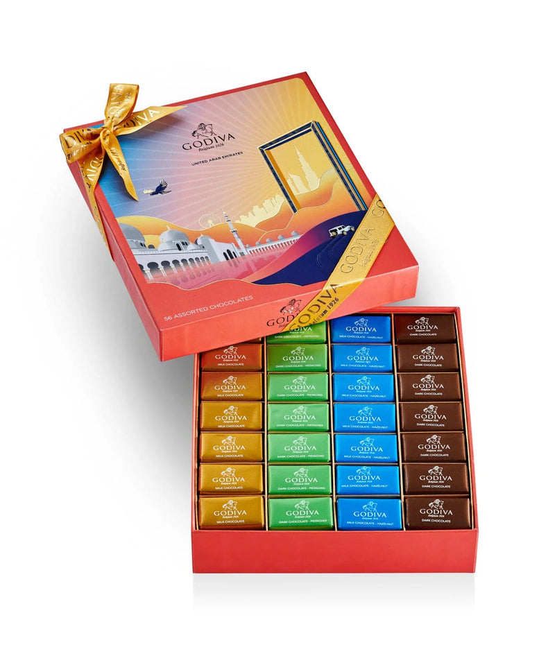 Godiva UAE Edition Gift Box & 15 Red Roses Bouquet