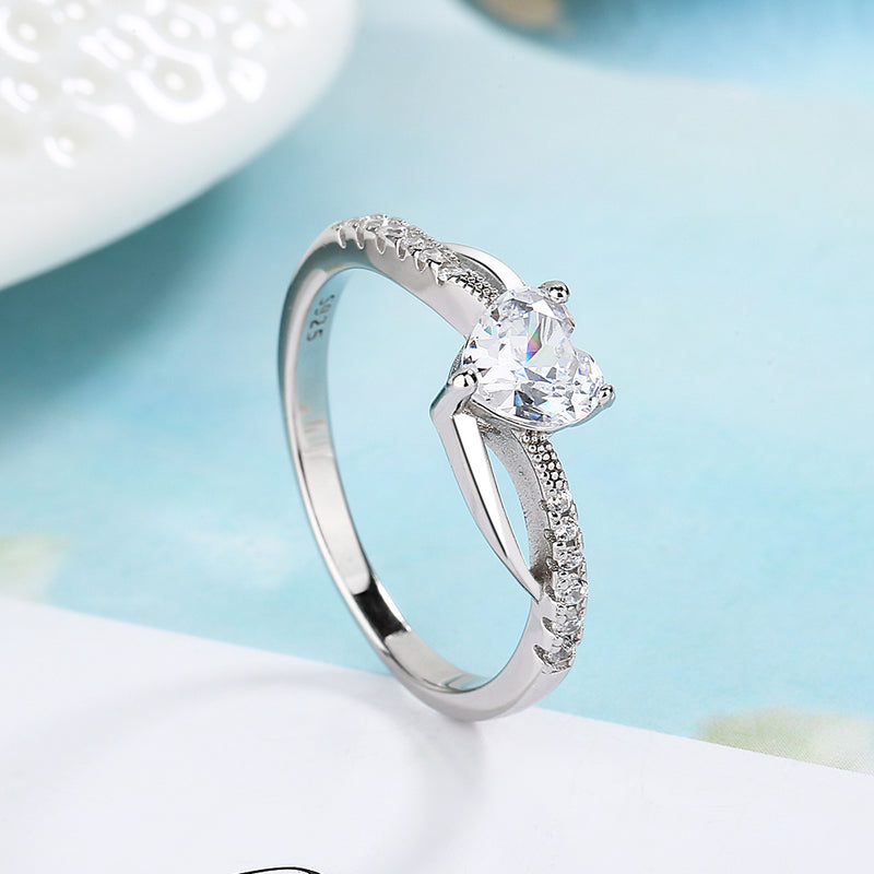 Silvara Sparkling Love Ring & Flowrista Heart Rose Box