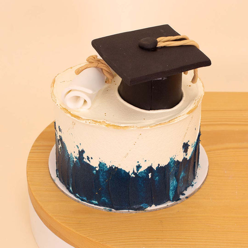 Ninos Graduation Celebration Cake