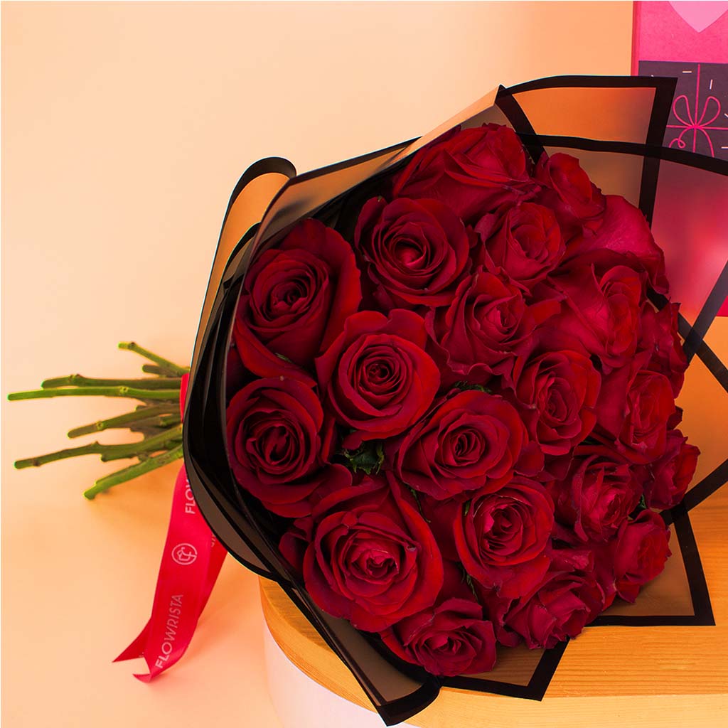 Bubblzz Cupcake Body Care Collection & Red Roses