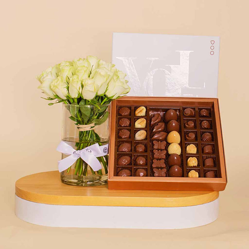 Voila Belgian Chocolates & Vase 25 White Rose