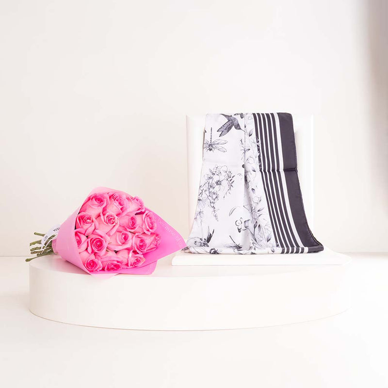 Veloor Hams Scarf & 15 Pink Roses Bouquet