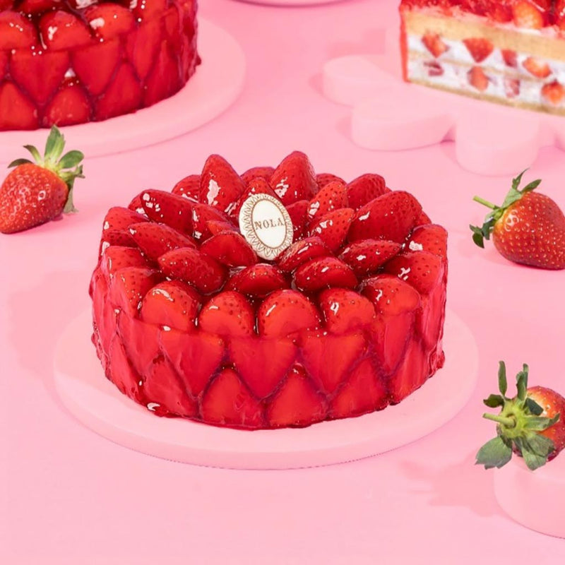 Nola Strawberry Classic Cake