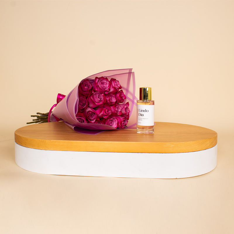 Nuit Lindo Dia Perfume & 15 Pink Roses