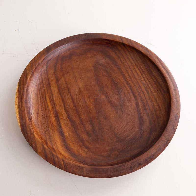 Wudora Wooden Flat Plates Set & Revival Roses Bouquet