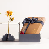 House of Cocoa Chocolate Box 16 pieces and 9 red roses